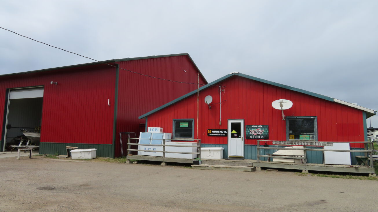 1607 NW HIGHWAY 83, Garrison, ND 58540