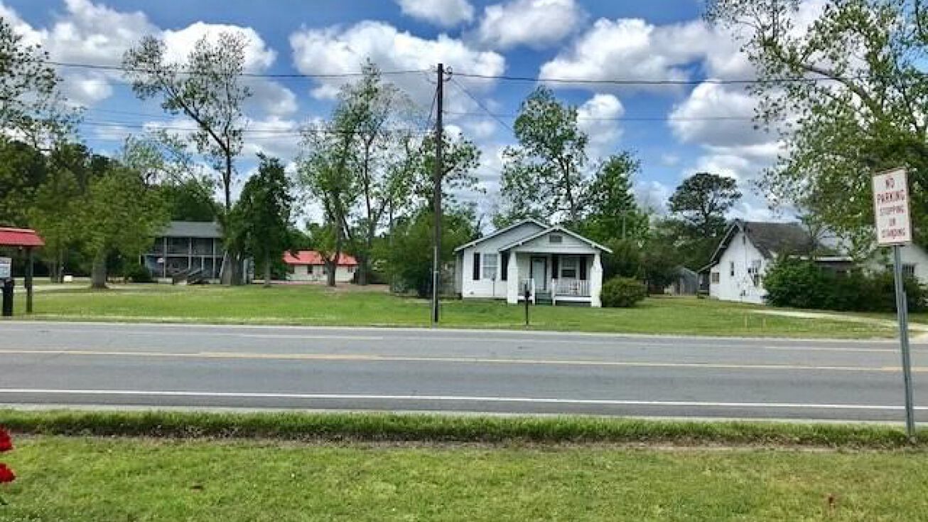 27232727 Castle Hayne Road, Wilmington, NC 28401