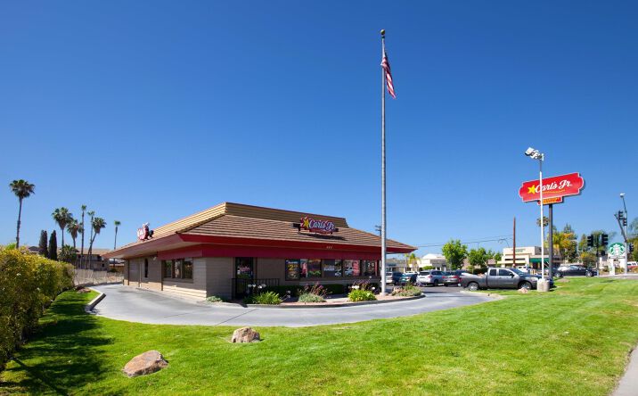 Pictures of Retail property located at 555 W Mission Ave, Escondido, CA 92025 for comps - image #1
