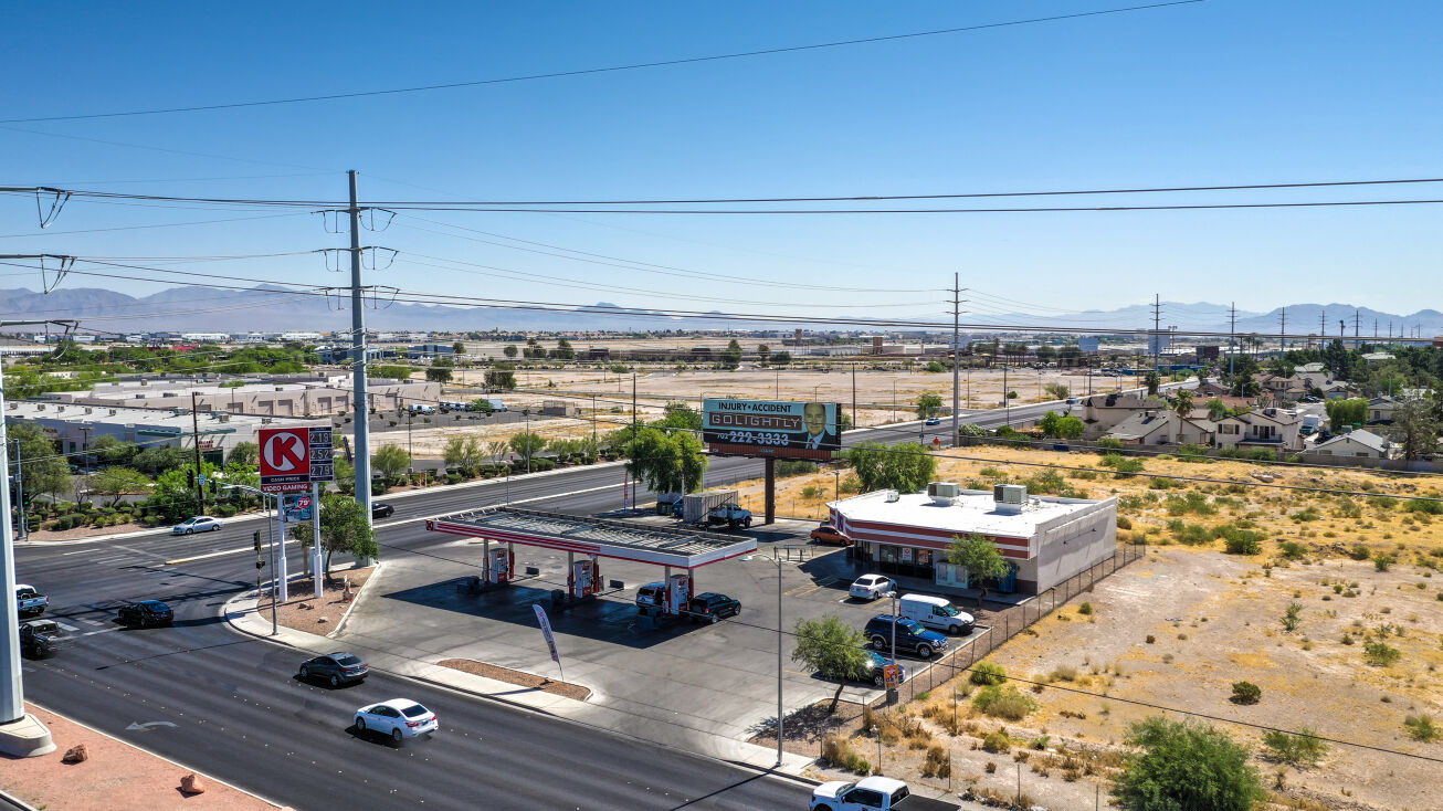 2390 n decatur blvd las vegas nv 89108 retail property for sale circle k las vegas nv 2390 n decatur blvd las vegas nv