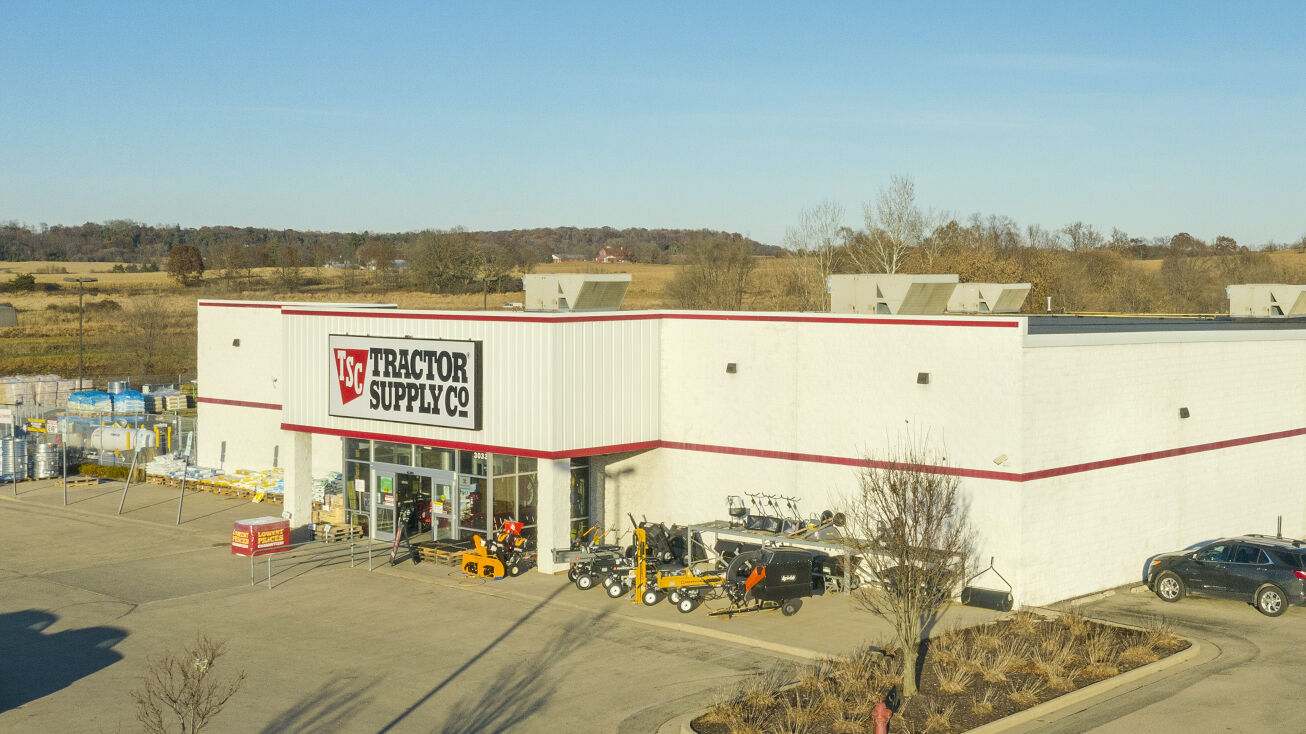 3033 County Hwy CX, Portage, WI 53901