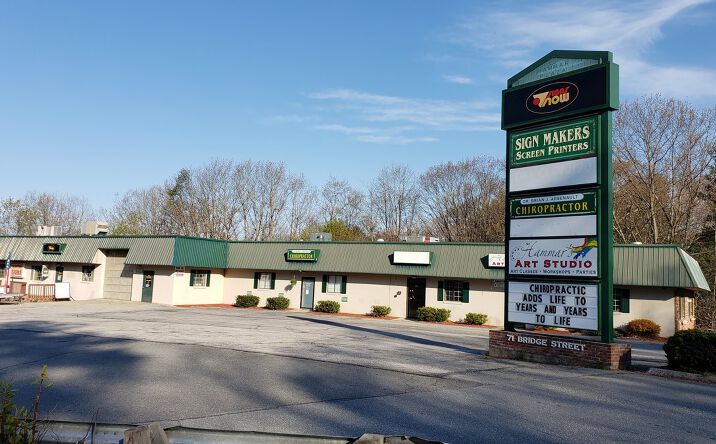 Pictures of Retail, Office, Mixed Use, Special Purpose property located at 71 Bridge St, Pelham, NH 03076 for comps - image #1