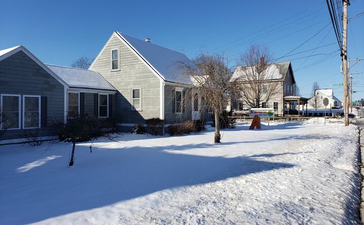 Pictures of Retail property located at 158 Amherst Street, Nashua, NH 03064 for comps - image #1