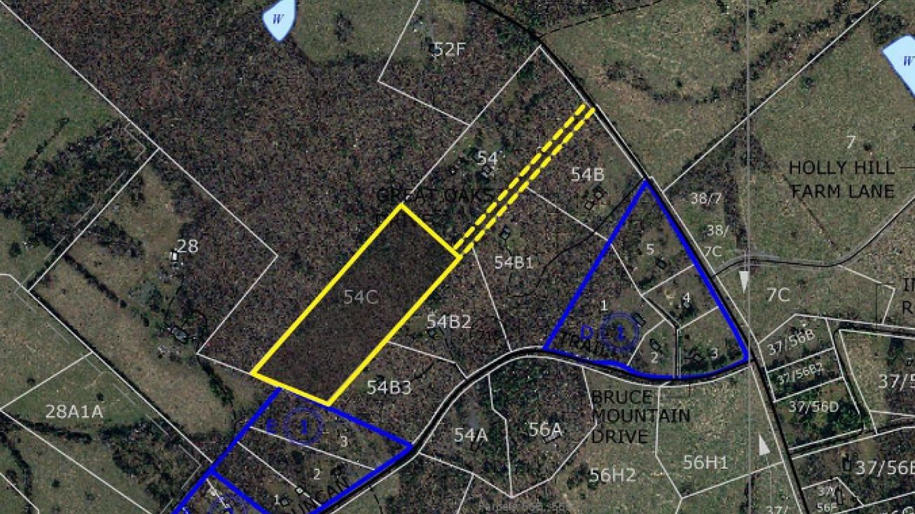 Reva Road, Reva, VA 22735