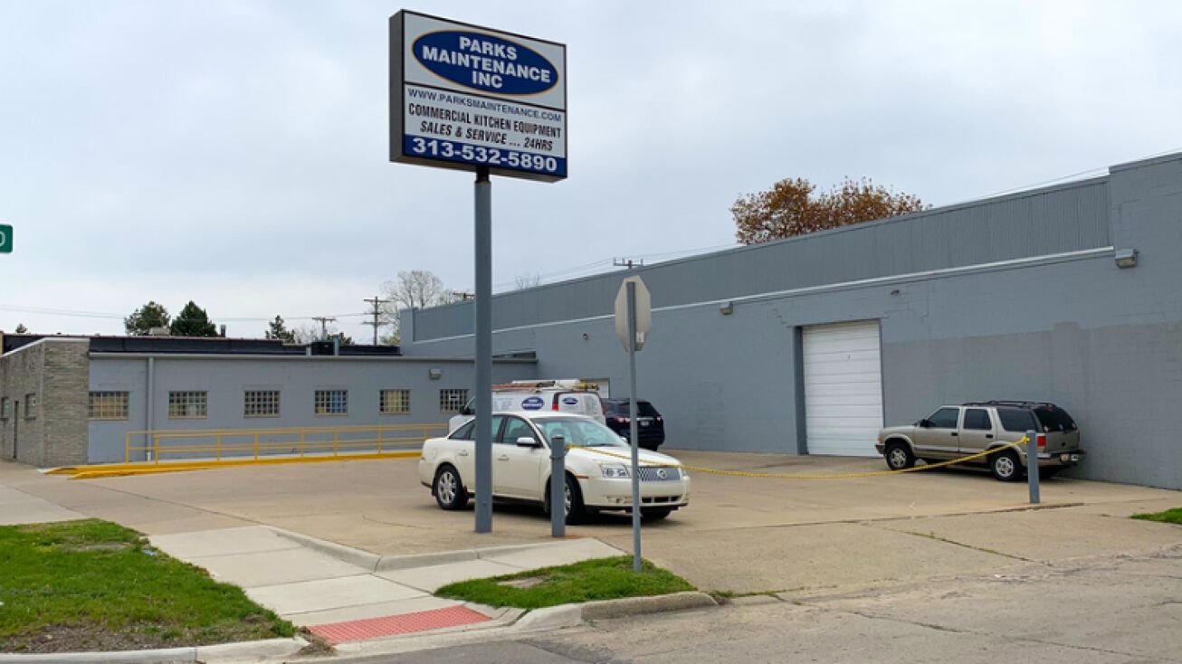 25137 Plymouth Rd, Redford, MI 48239