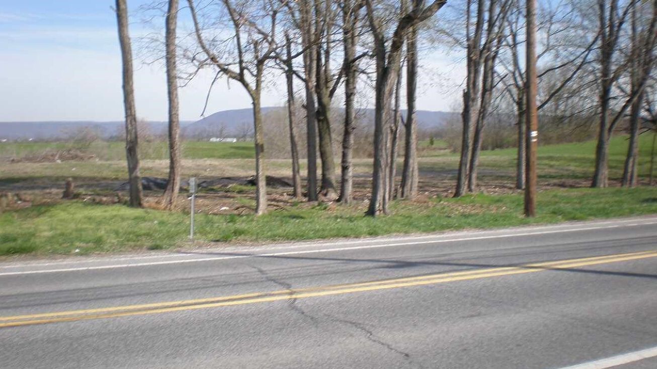 Carlisle Road acers 4.85, Newville, PA 17241