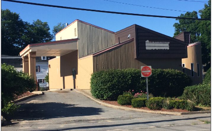 Pictures of Retail property located at 116 Main St, Pepperell, MA 01463 for comps - image #1