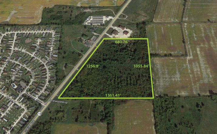 Pictures of Land property located at Gratiot Vacant Land, Township of Lenox, MI 48048 for sales - image #1