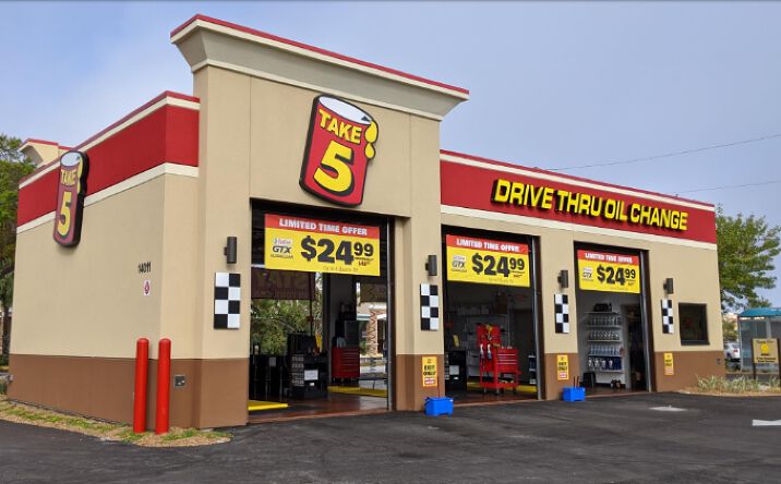 Pictures of Retail property located at 14011 Walsingham Rd, Largo, FL 33774 for comps - image #1