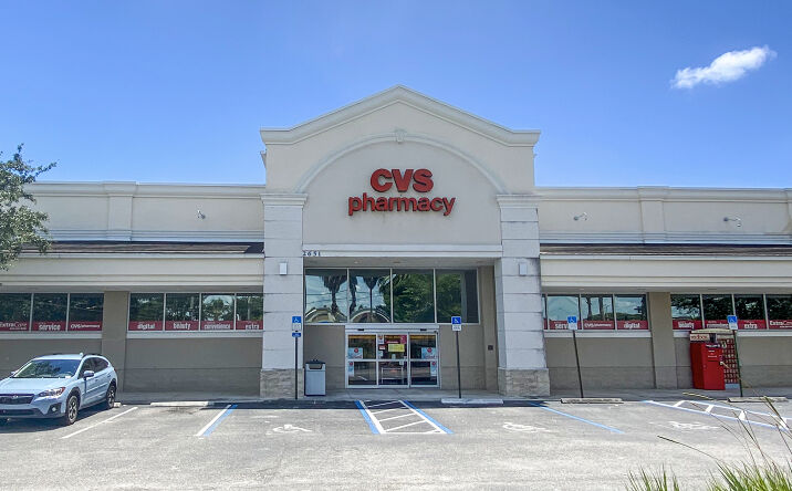 Pictures of Retail property located at 2651 NW Federal Hwy, Stuart, FL 34994 for comps - image #1