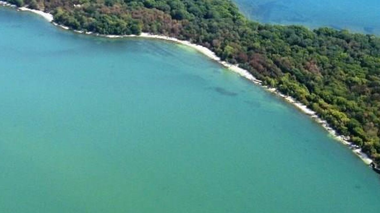 2 Long Point, Kelleys Island, OH 43438