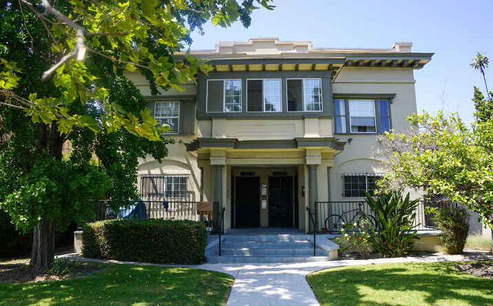 Pictures of Multifamily property located at 1849 W Martin Luther King Jr Blvd, Los Angeles, CA 90062 for comps - image #1