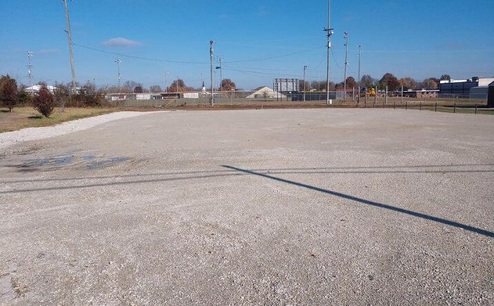 Pictures of Land property located at 1011 West Dallas, Buffalo, MO 65622 for sales - image #1