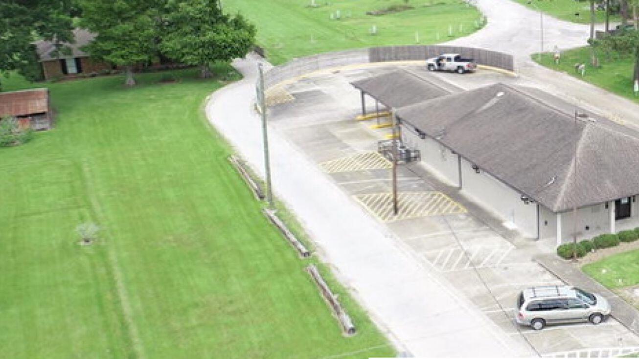 2046 Bayou Blue Rd, Houma, LA 70364 Retail Property for Sale 2046