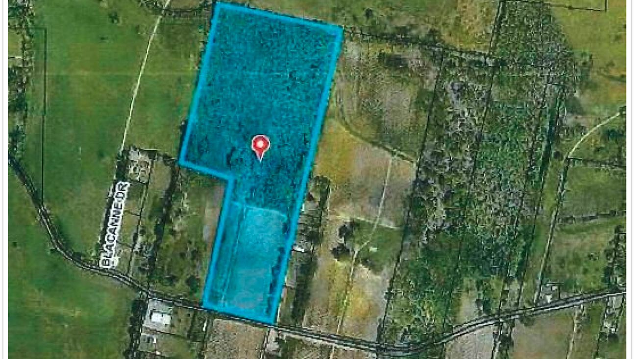 421 Bayou Tortue Rd, Broussard, LA 70518