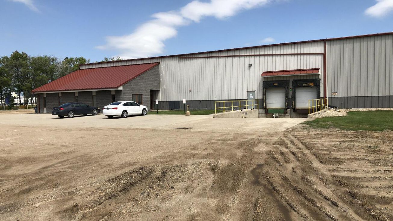 896 22nd Avenue N, Wahpeton, ND 58075