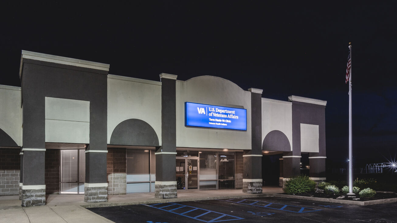 380 Honey Creek Dr, Terre Haute, IN 47802 Retail Property for Sale