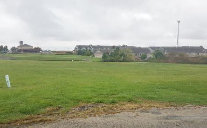 Pictures of Land property located at 701 N CUMMINGS Lane, Washington, IL 61571 for sales - image #1