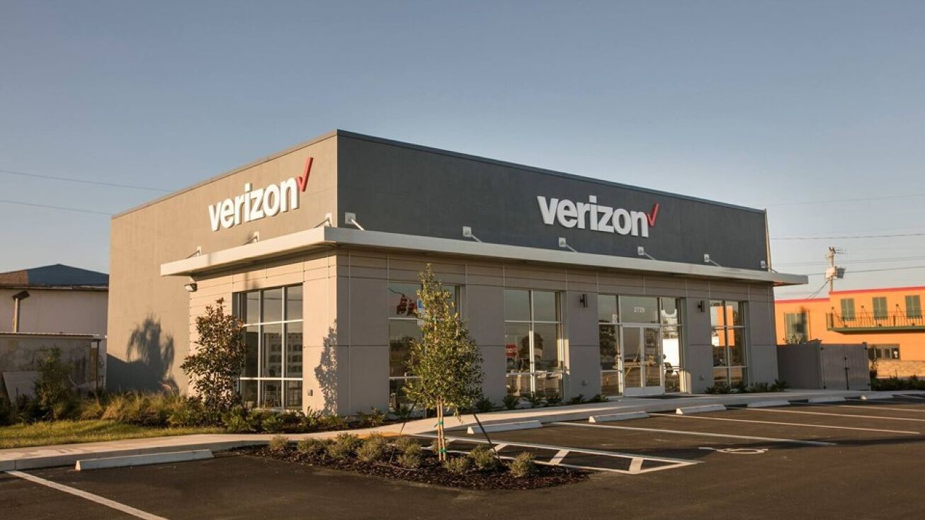 200 N Washington Hwy, Ashland, VA 23005 - Retail Property for Sale - Verizon Wireless ...