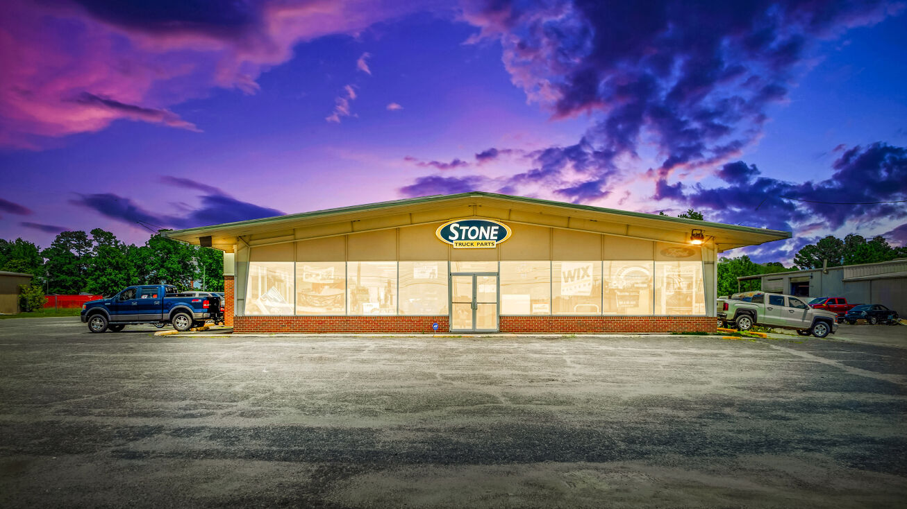 716 N Norwood Street, Wallace, NC 28466