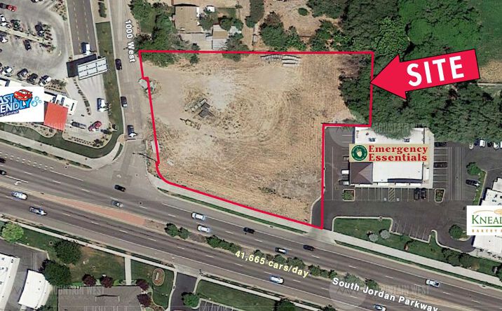 Pictures of Land property located at 982 West South Jordan Parkway, South Jordan, UT 84095 for comps - image #1