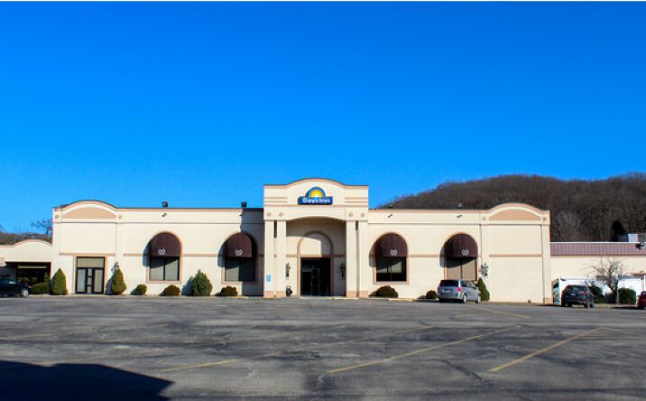 Pictures of Hospitality property located at 139 Pittsburgh Rd, Butler, PA 16001 for comps - image #1