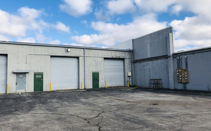 Pictures of Industrial, Office property located at 2025 E Chestnut Expressway, Springfield, MO 65802 for comps - image #1