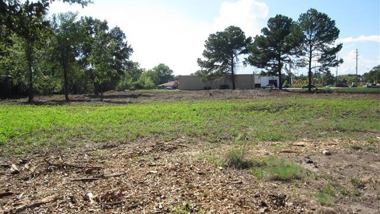 W Mt Houston Rd, Houston, TX 77088