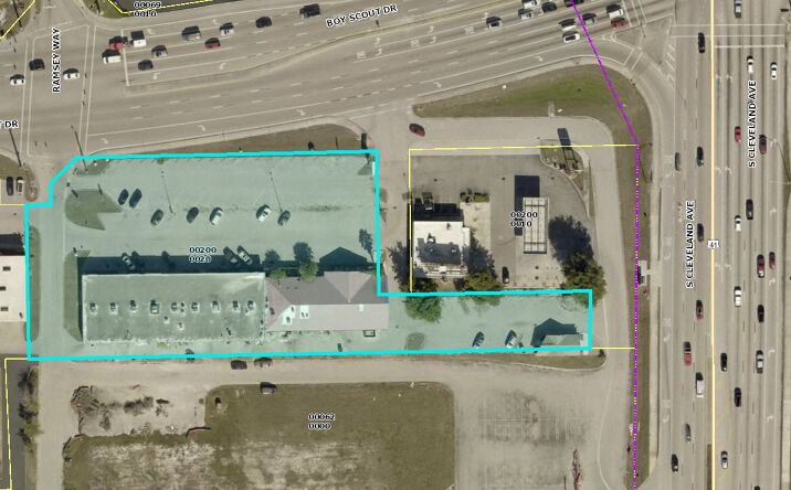 Pictures of Retail property located at 1902-1918 Boy Scout Dr, Fort Myers, FL 33907 for sales - image #1