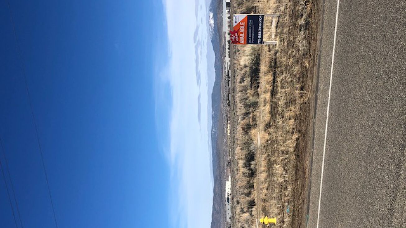 2501 Heybourne Rd, Minden, NV 89423