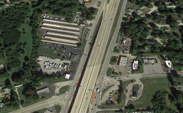 Pictures of Retail, Land property located at 2111-2115 Redman Rd, St. Louis, MO 63138 for sales - image #1