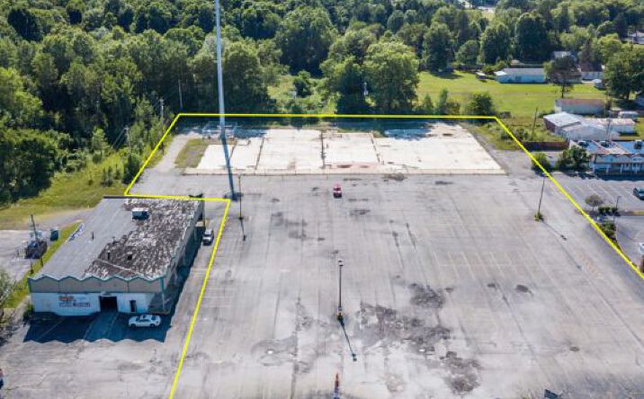 Pictures of Land property located at 1746 S Raccoon Rd, Austintown, OH 44515 for sales - image #1