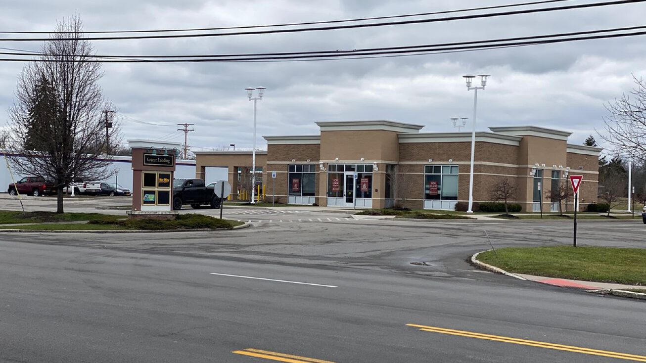 3597 Mt Read Blvd, Greece, NY 14615