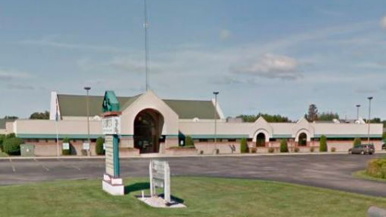 101 Ogden Rd, Peshtigo, WI 54157