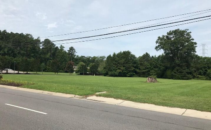Pictures of Land property located at 170 U.S. Hwy 158 W, Camden, NC 27921 for sales - image #1