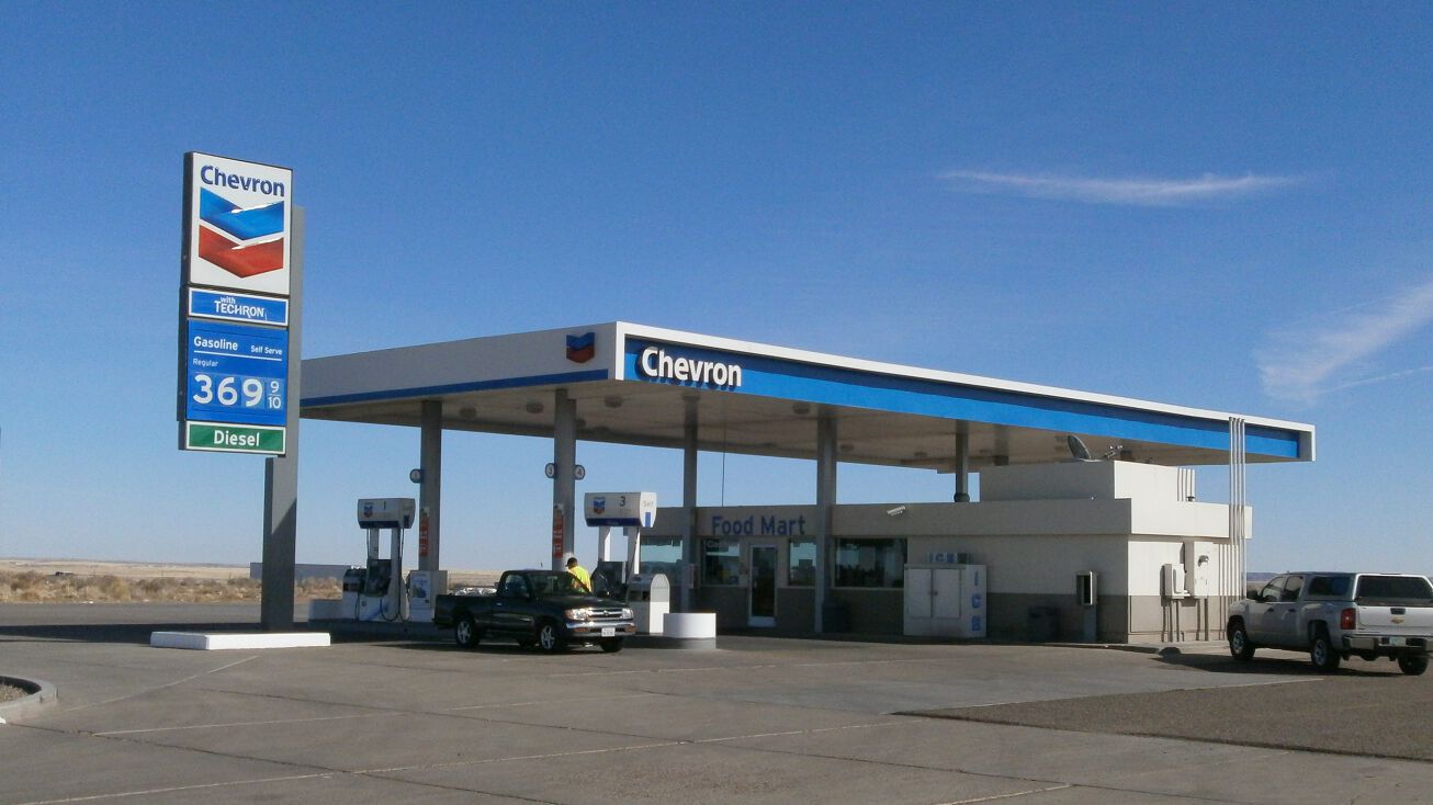 2702 Navajo Blvd, Holbrook, AZ 86025 Retail Property for Sale