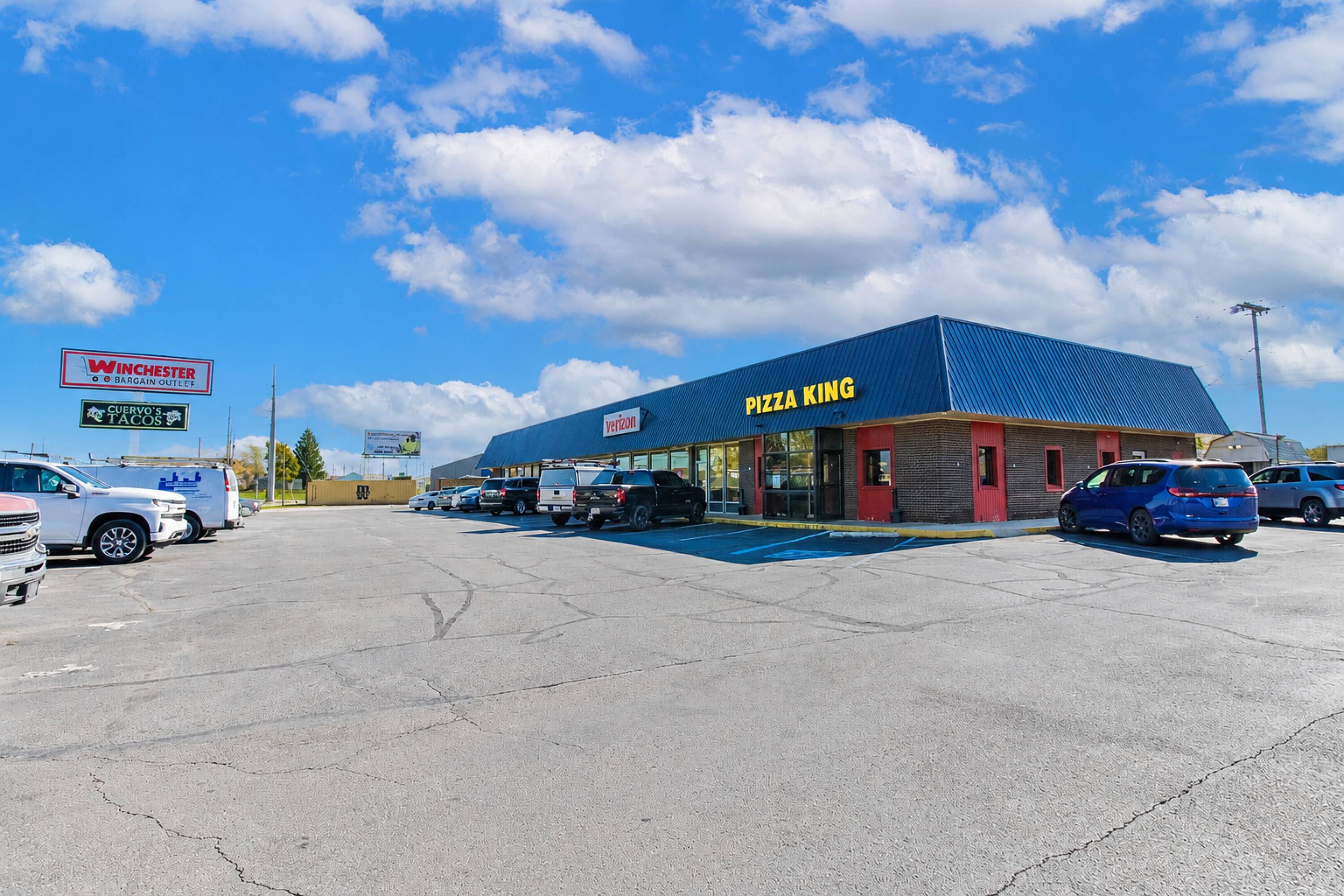 620 E Washington St, Winchester, IN 47394
