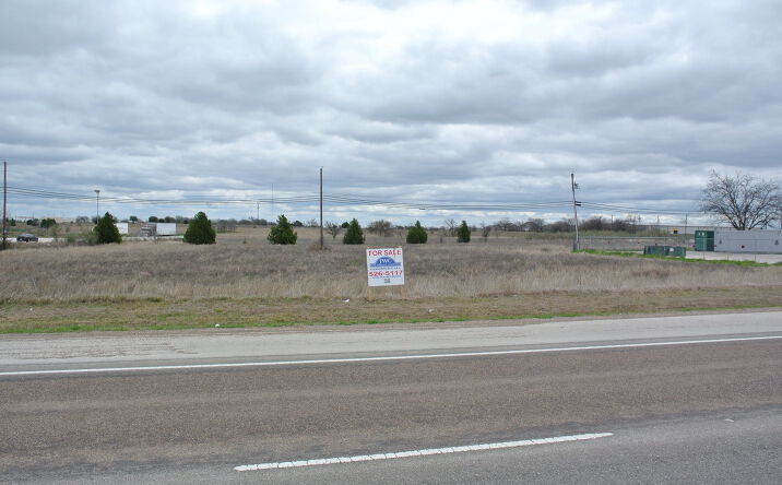 Pictures of Land property located at 800 Stefek Dr, Killeen, TX 76542 for sales - image #1