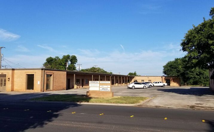 Pictures of Retail, Office property located at 248-270 S Leggett, Abilene, TX 79605 for sales - image #1