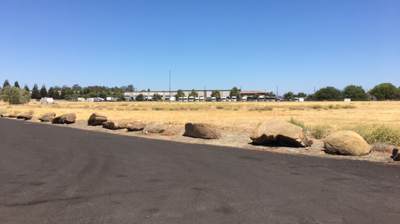 Quinn Rd, Vacaville, CA 95688