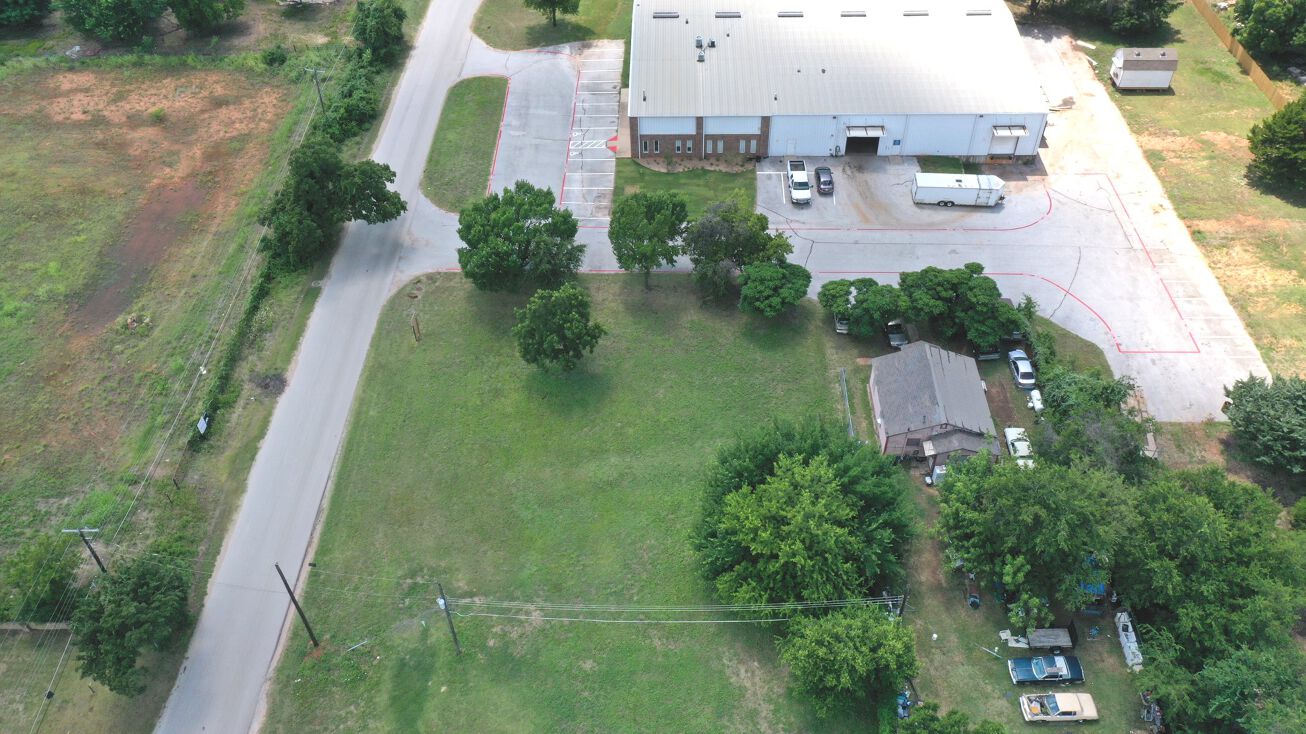 11301 Mosier Valley Road, Euless, TX 76040