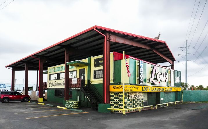 Pictures of Retail property located at 5101 Leopard & 549 Navigation, Corpus Christi, TX 78408 for sales - image #1