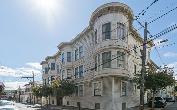 Pictures of Multifamily property located at 51 Sycamore St, SF, CA 94110 for comps - image #1