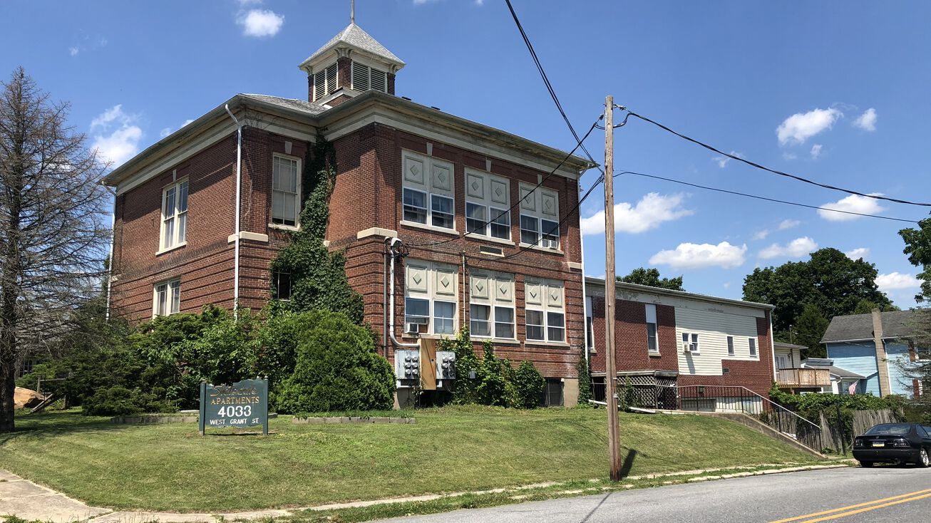 4033 W Grant St, Slatington, PA 18080 Multifamily Property for Sale