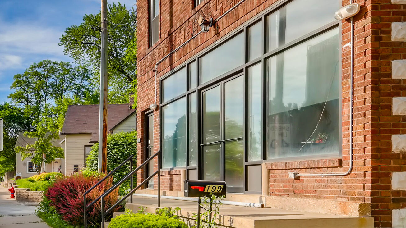 199 N Milwaukee Ave, Wheeling, IL 60090