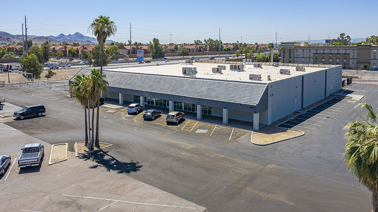 2806 W Cactus Rd, Phoenix, AZ 85029 Office Property for