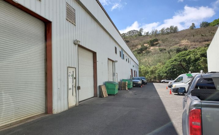 Pictures of Industrial property located at 99-1410 Koaha Pl, Aiea, HI 96701 for sales - image #1