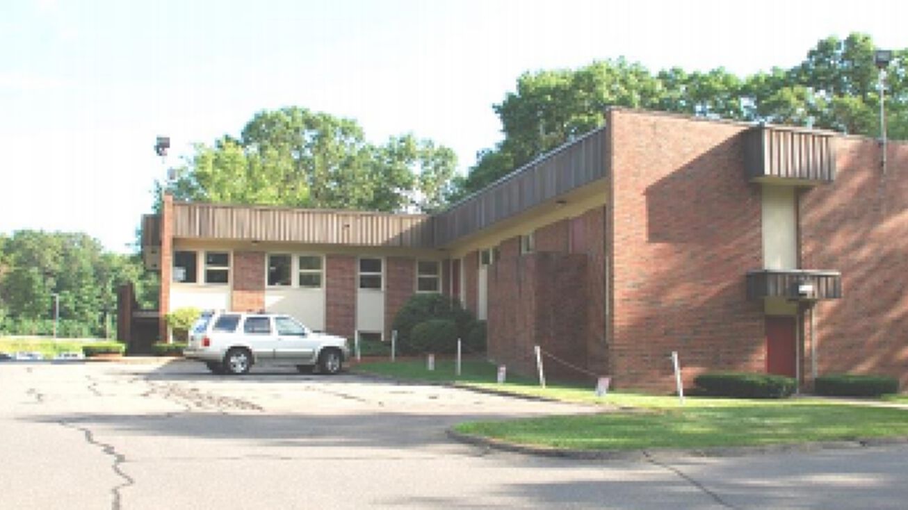 714 Chase Pkwy, Waterbury, CT 06708