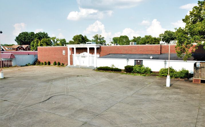 image of property at 626 5TH ST W Huntington WV 25701-1714