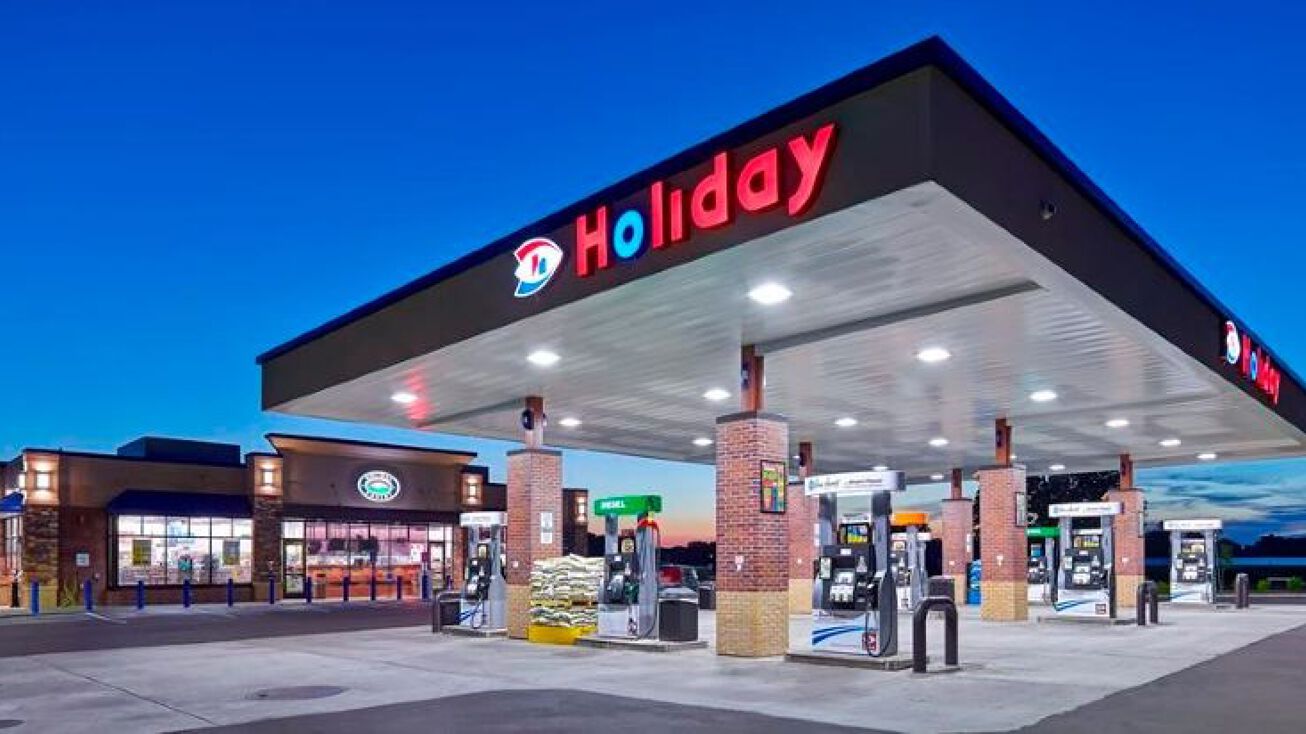 4304 Jeffers Rd, Eau Claire, WI 54703